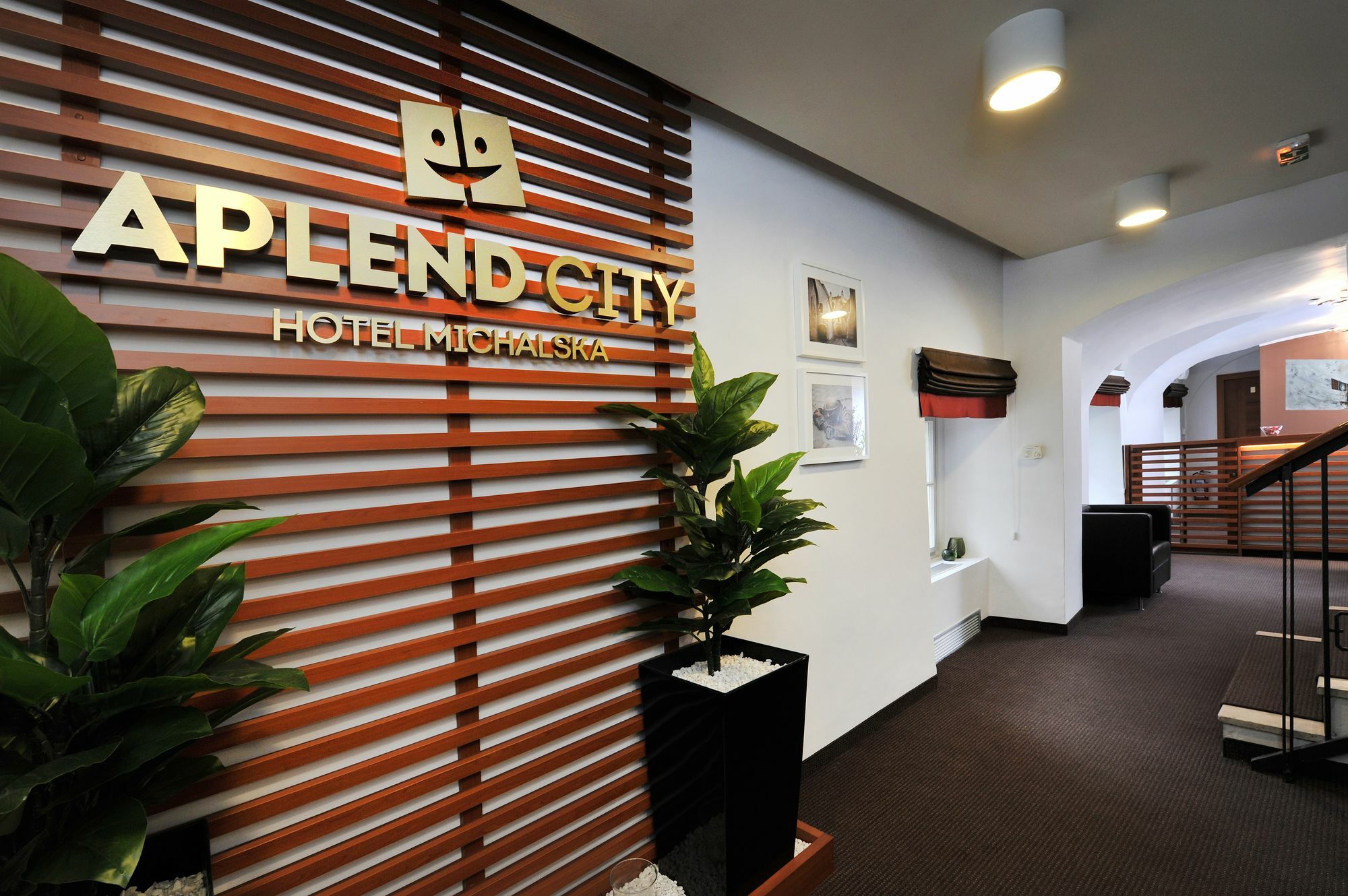 Aplend City Apartments Na Vrsku Bratislava Ngoại thất bức ảnh